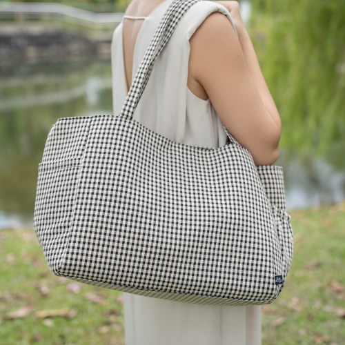 Gingham Totebag (Black)